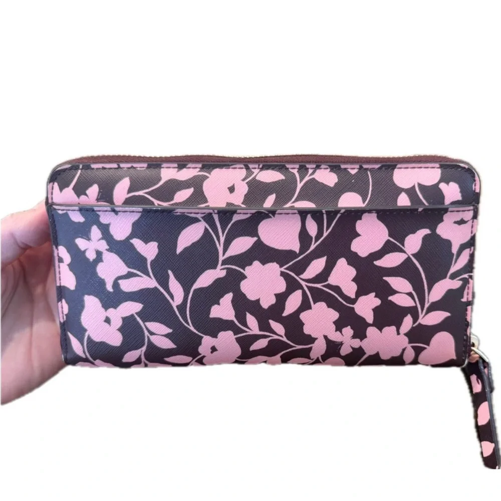 Kate Spade Laurel Pink Burgundy Floral Zip continental Wallet - like new